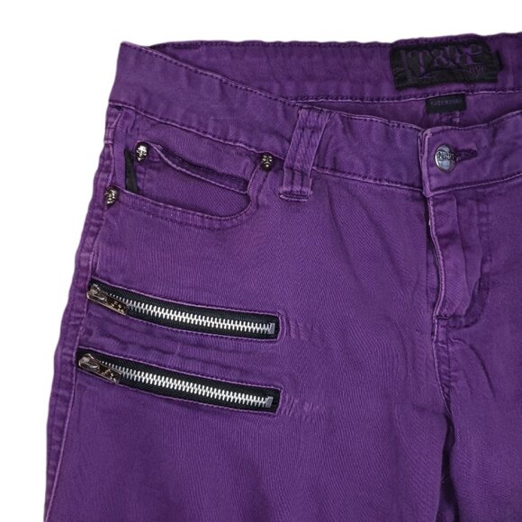 Tripp NYC Juniors Size 11 Capri Jeans Cut Off Purple Skull Stud Zipper - Picture 4 of 13